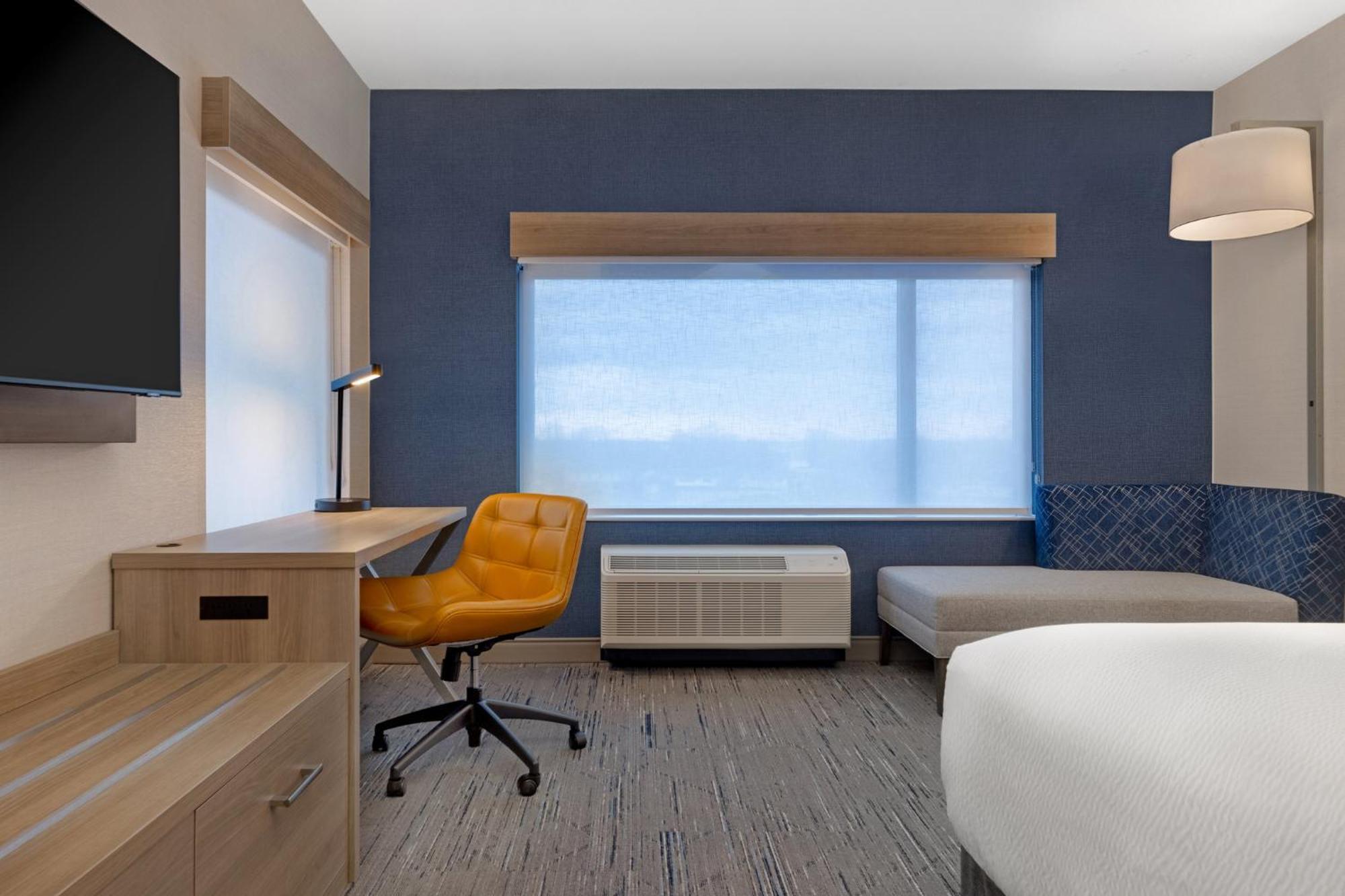 Holiday Inn Express & Suites St Thomas セントトーマス エクステリア 写真